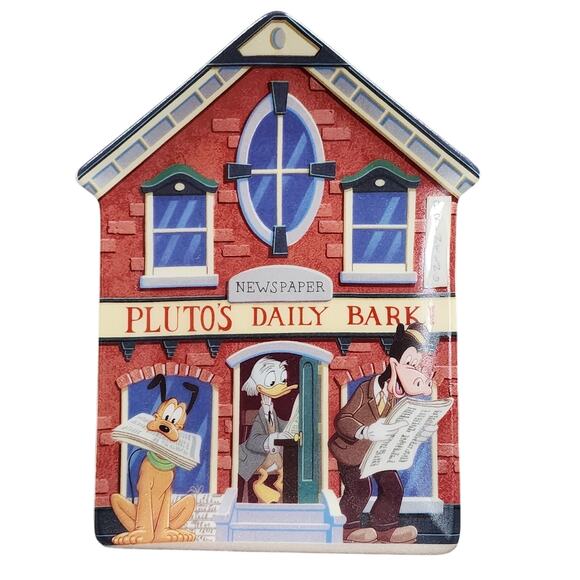 Plutos Daily Bark Plate 1821B Mickeys Village 4th Issue Disney Bradford Exchange - Picture 1 of 4